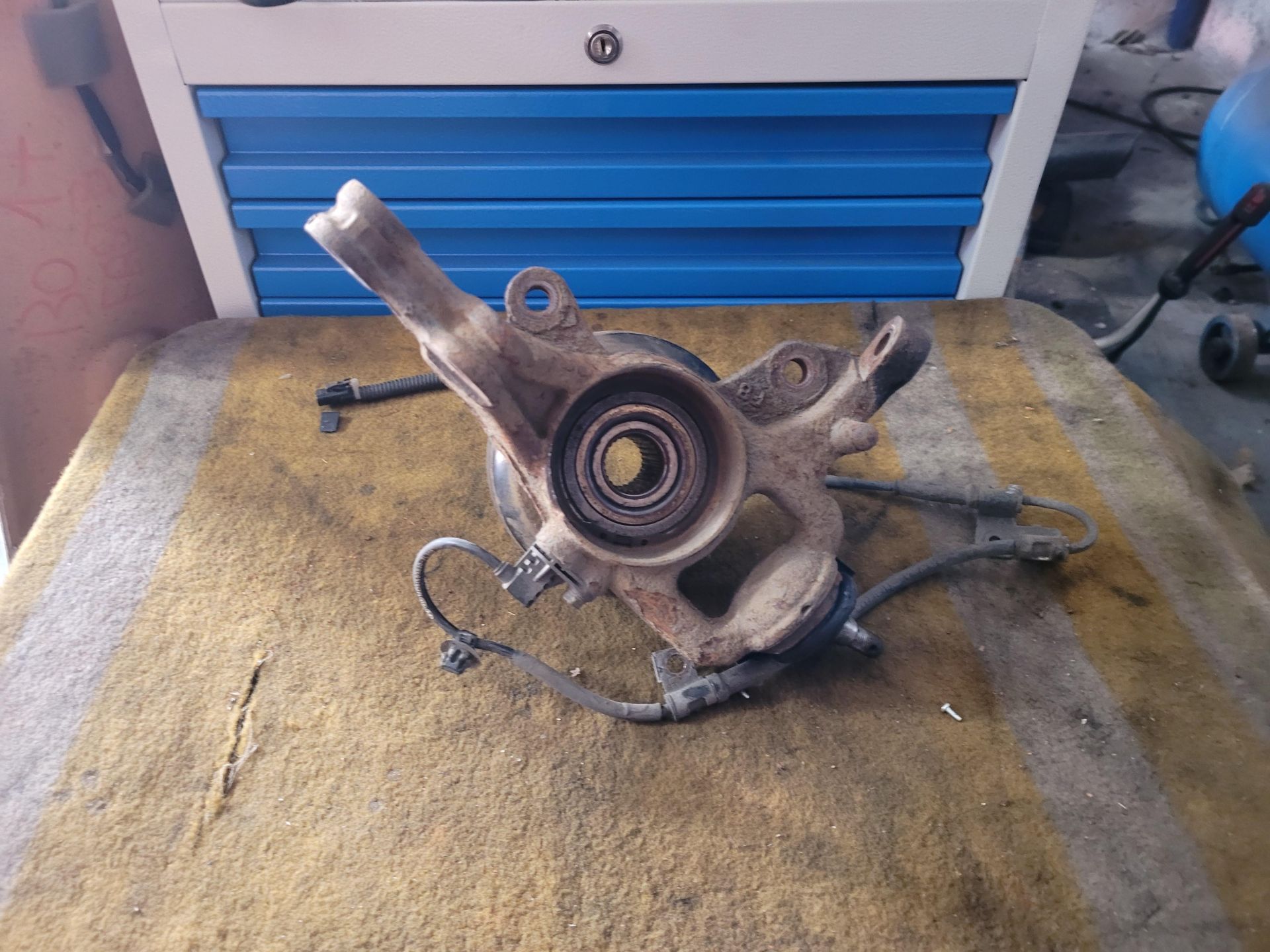 Těhlice Hyundai I30 2008-2011