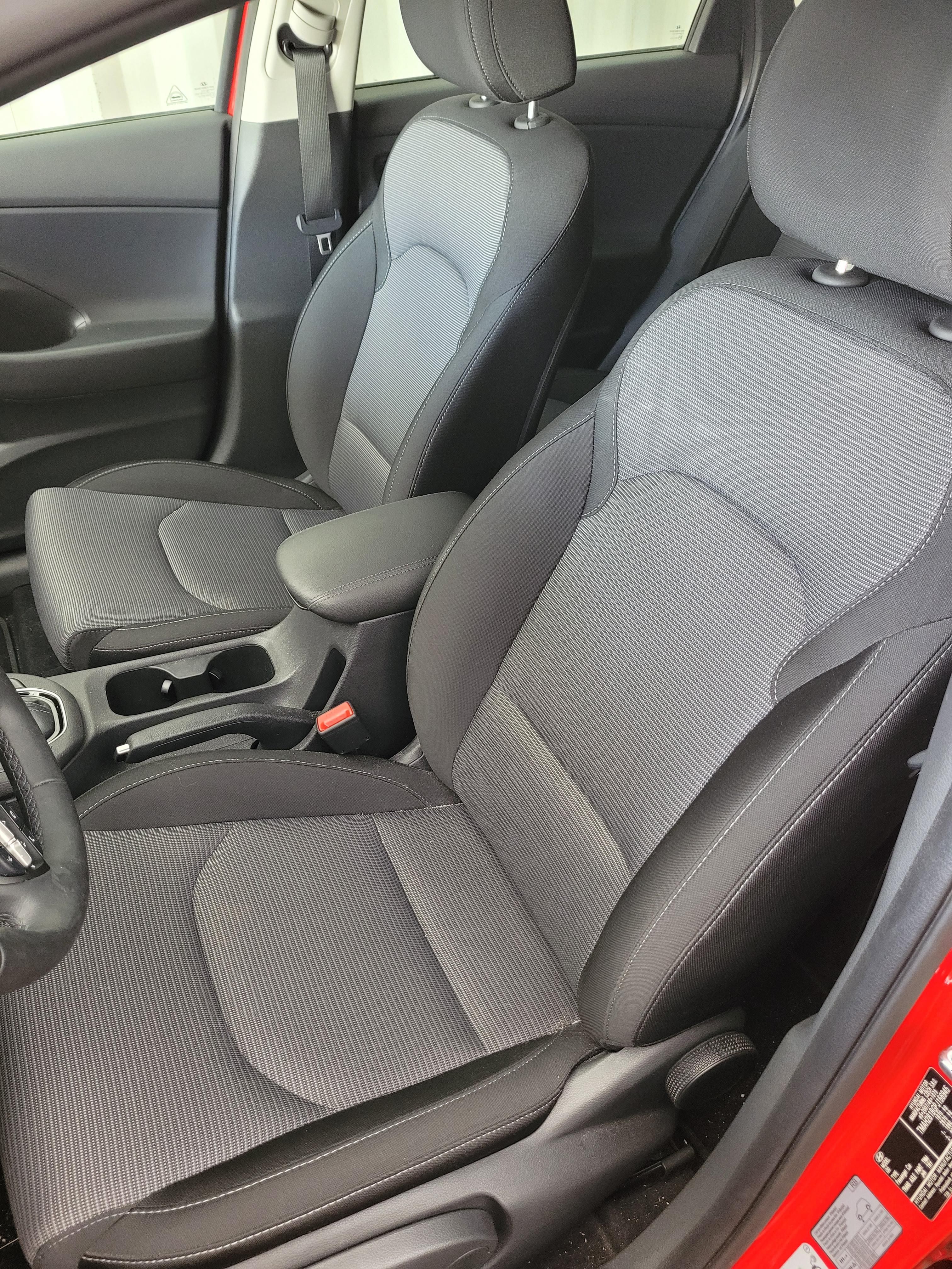 Sedačky Hyundai I30 2017-2024